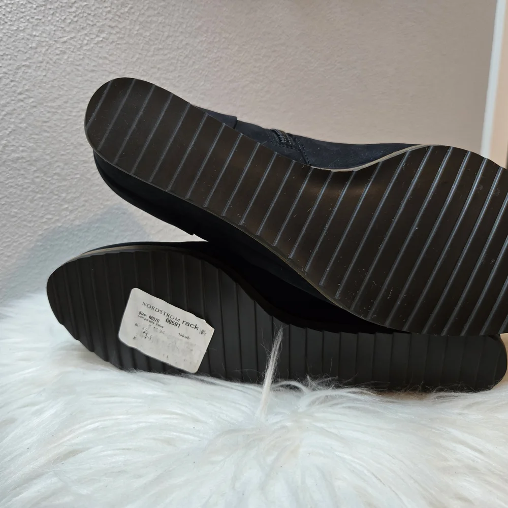 Linea Paolo Womens Wedge Black Ankle Bootie - Picture 9 of 10